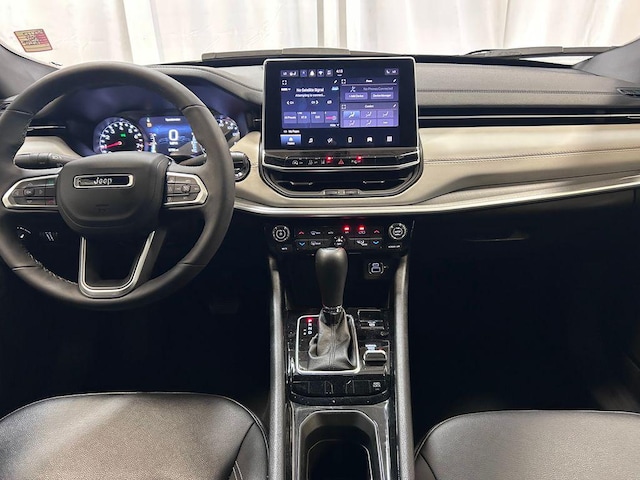 2025 Jeep Compass Limited - Photo 13