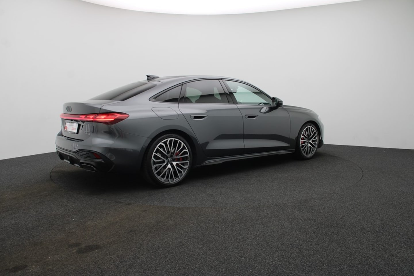 Bild über Audi A5 Limousine e-hybrid e-hybrid quattro 270 kW S tronic - für weitere Informationen kontaktieren Sie den Audi Partner