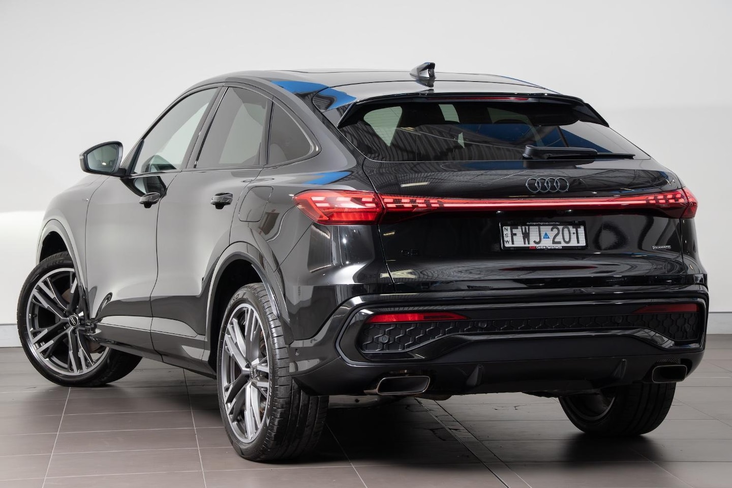 Image about Audi Q5 Sportback e-hybrid quattro S tronic