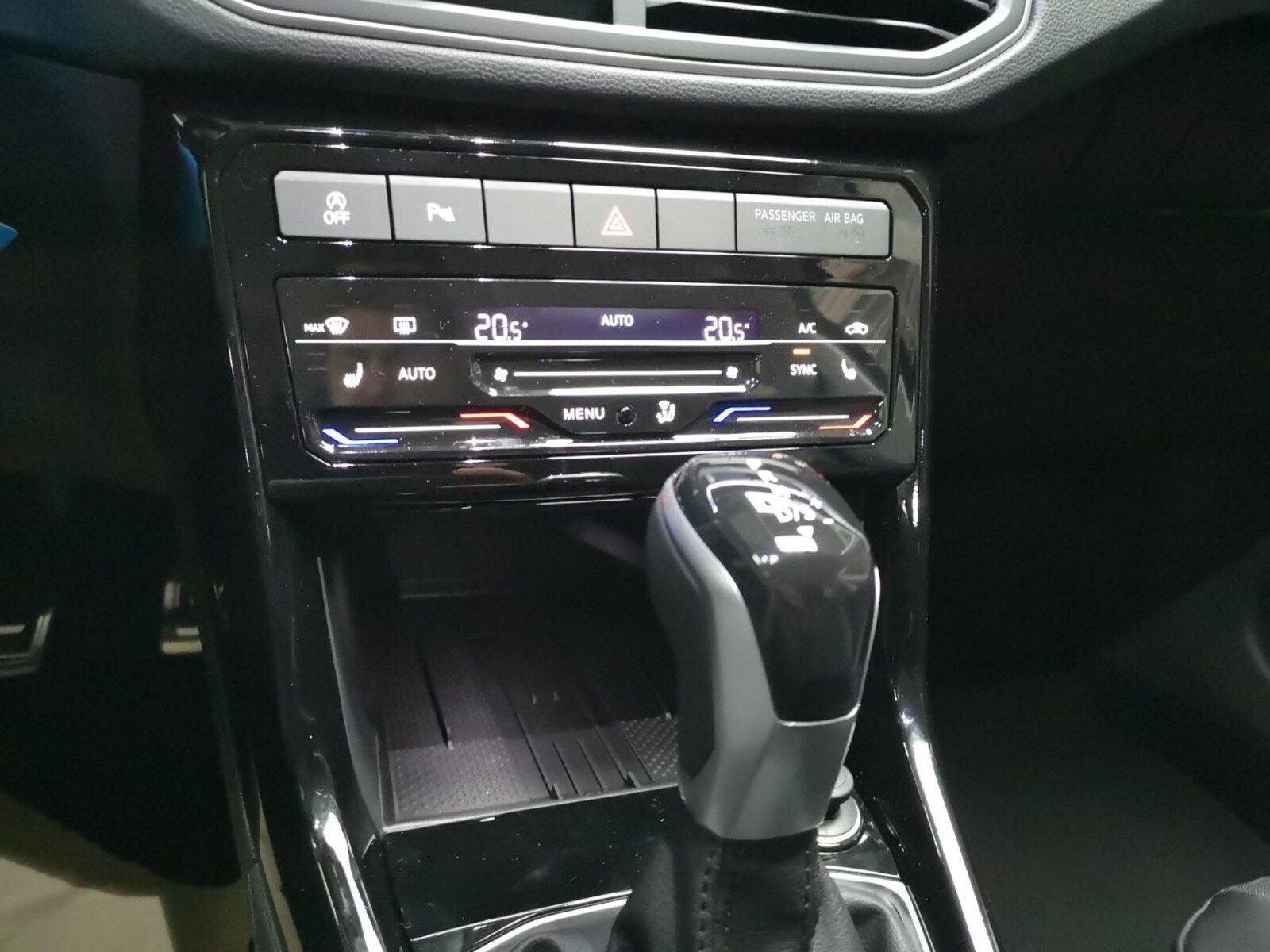 Volkswagen T-Cross – Bild 14
