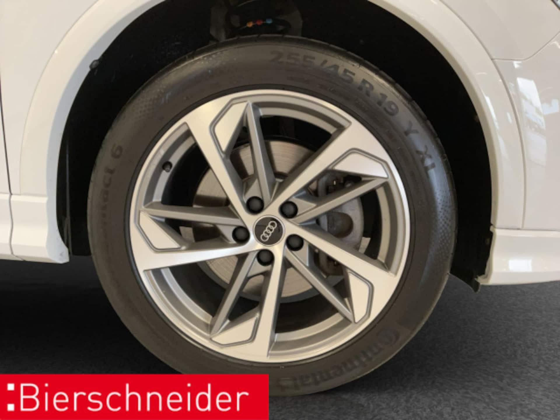 Audi Q3 SUV S line