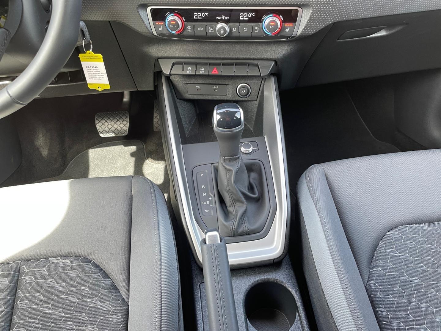 Bild über Audi A1 Sportback advanced 30 TFSI S tronic - für weitere Informationen kontaktieren Sie den Audi Partner