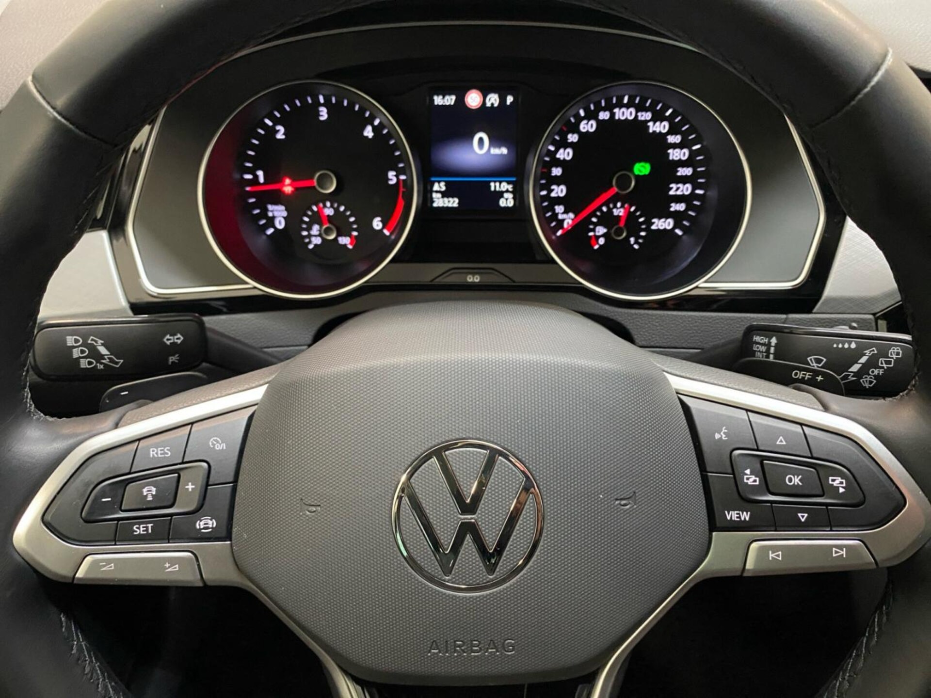 Volkswagen Passat Variant Business