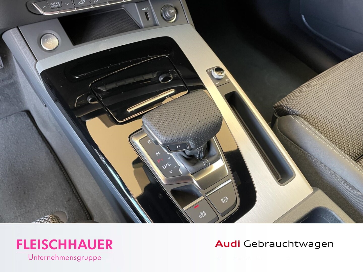 Image about Audi Q5 TFSI e S line business 50 TFSI e quattro S tronic