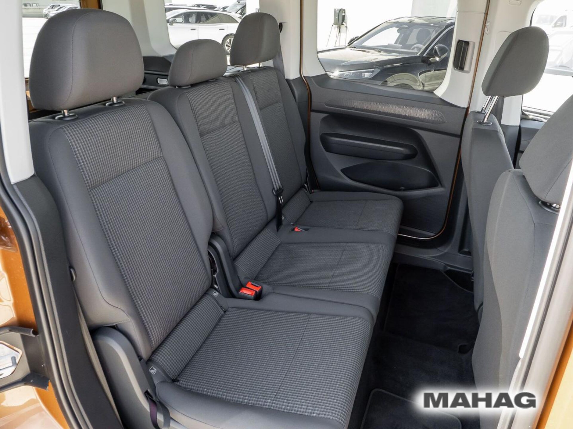 Volkswagen Caddy Basis-Modell