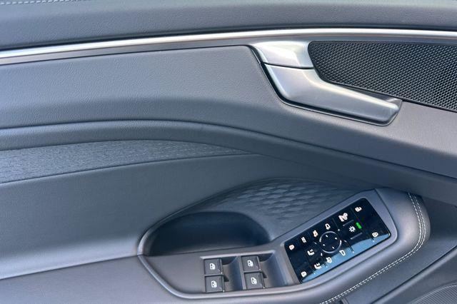 2026 Audi A6 Premium Plus - Photo 9