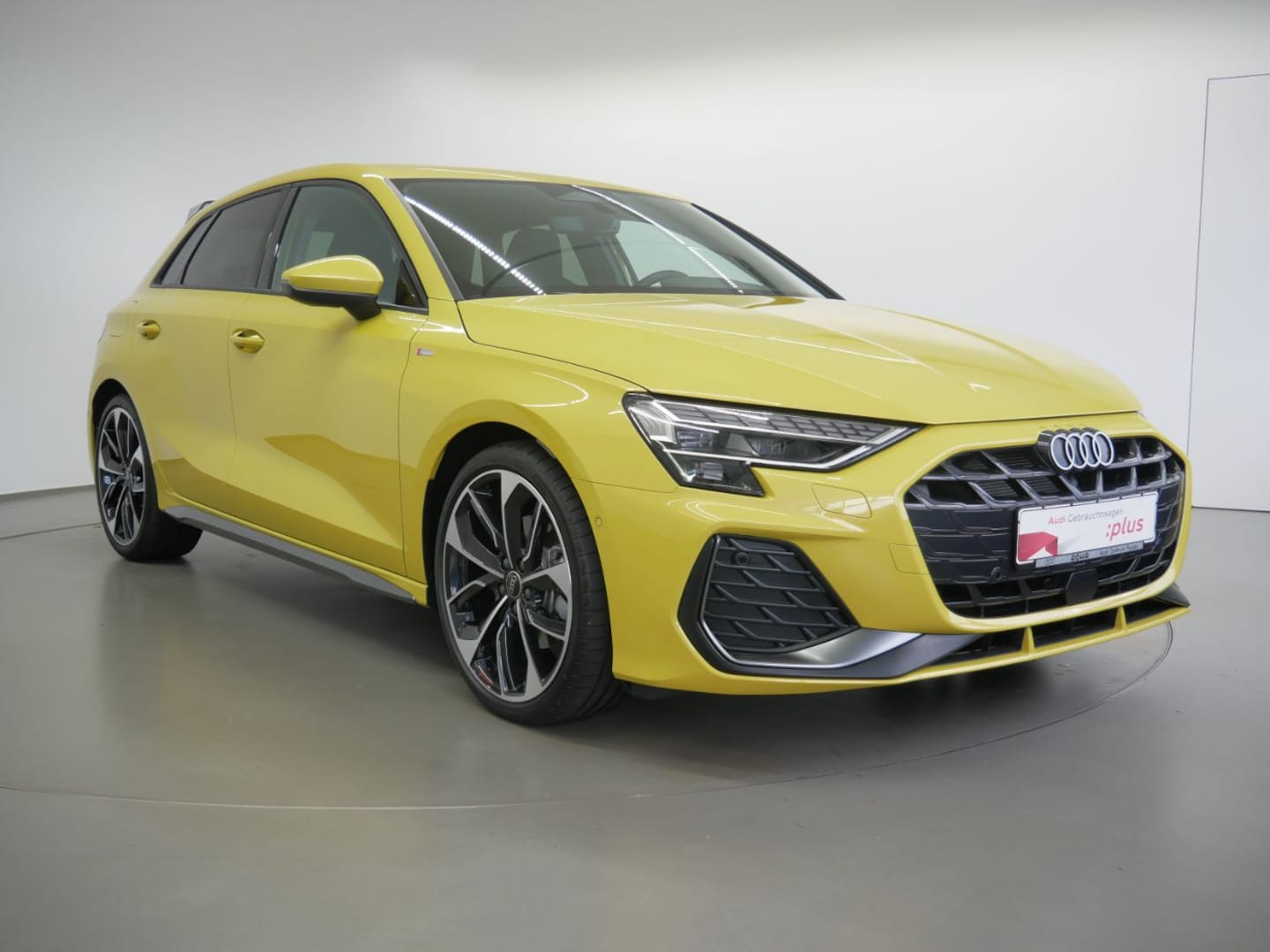 Bild über Audi A3 Sportback TDI S tronic - für weitere Informationen kontaktieren Sie den Audi Partner