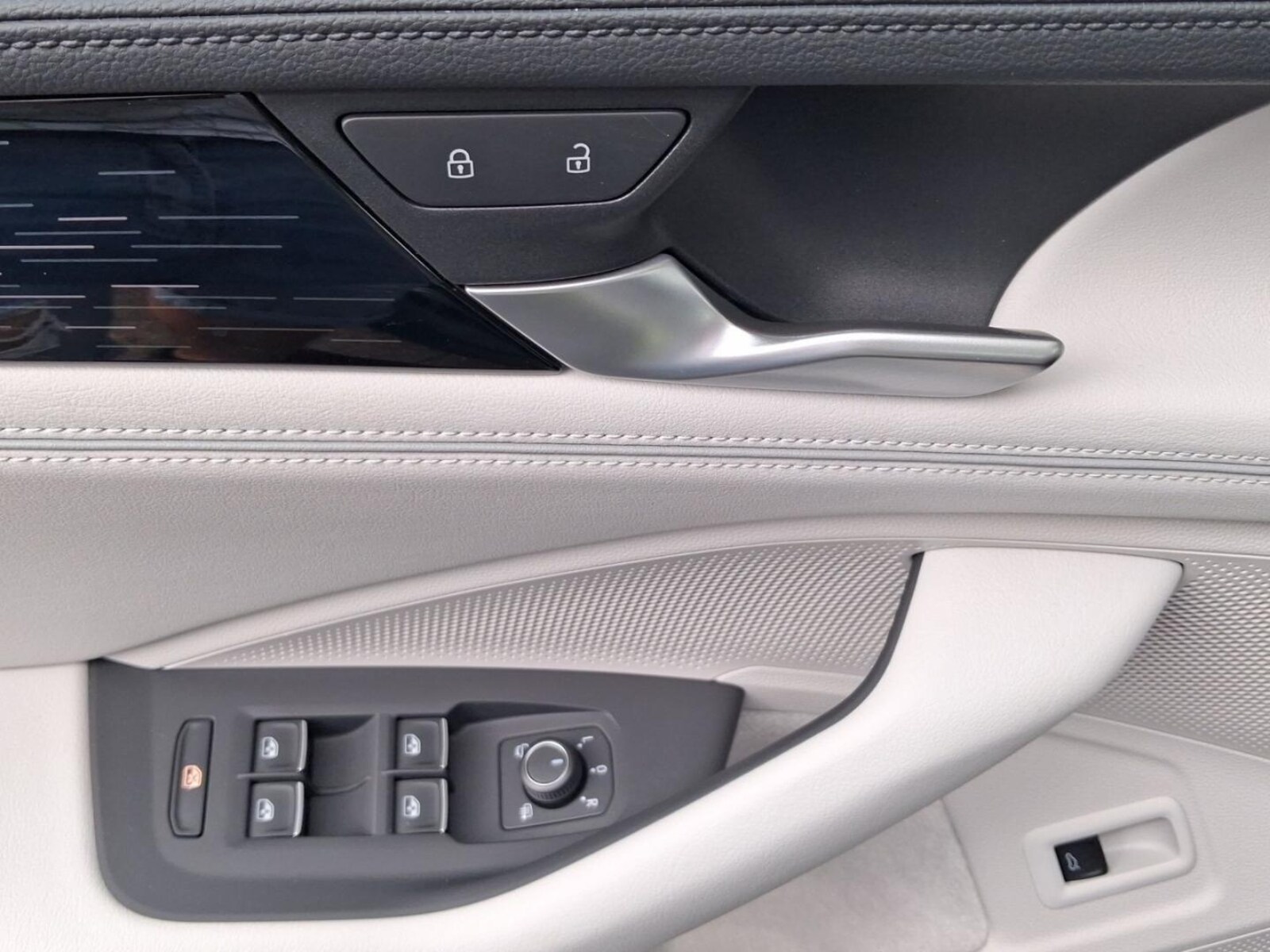 Volkswagen Passat – Bild 7