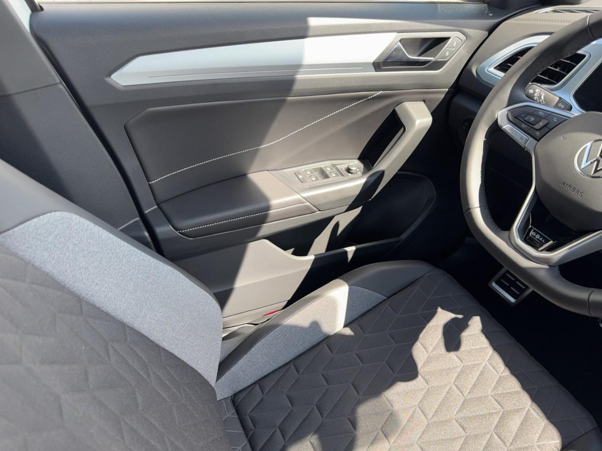 Volkswagen T-Roc Goal