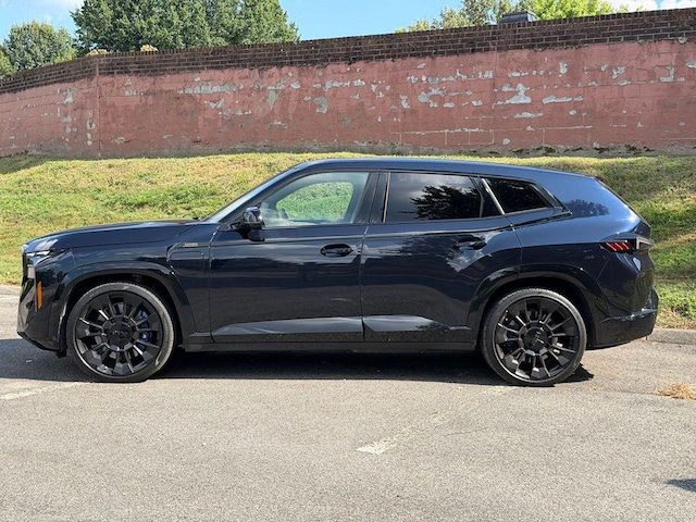 2025 BMW XM