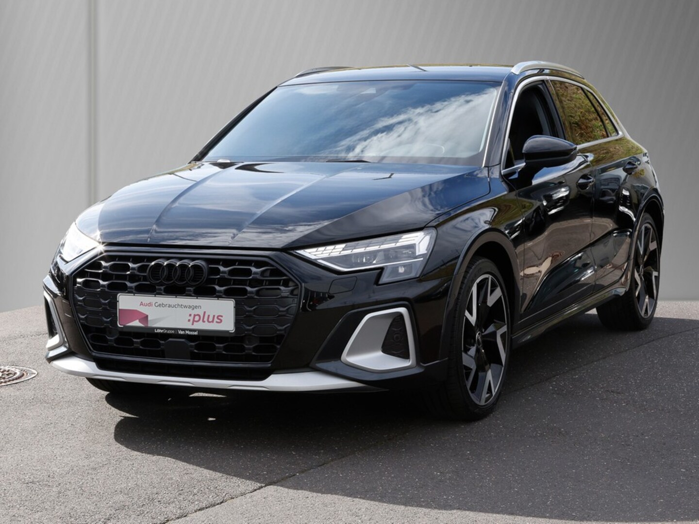 Bild über Audi A3 allstreet 35 TFSI S tronic - für weitere Informationen kontaktieren Sie den Audi Partner