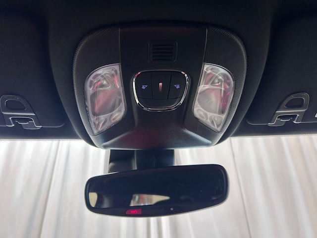 2025 Jeep Compass Limited - Photo 18