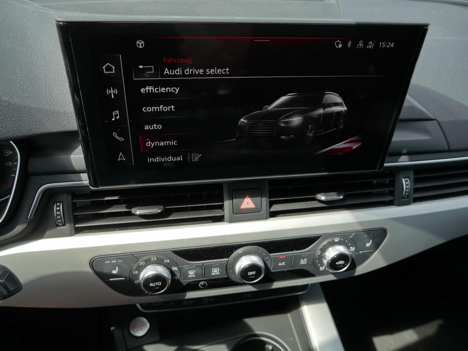 Audi A4 Avant S line