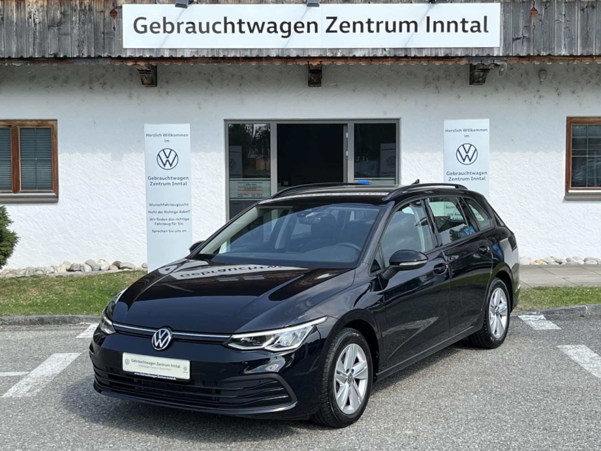Volkswagen Golf Variant Life