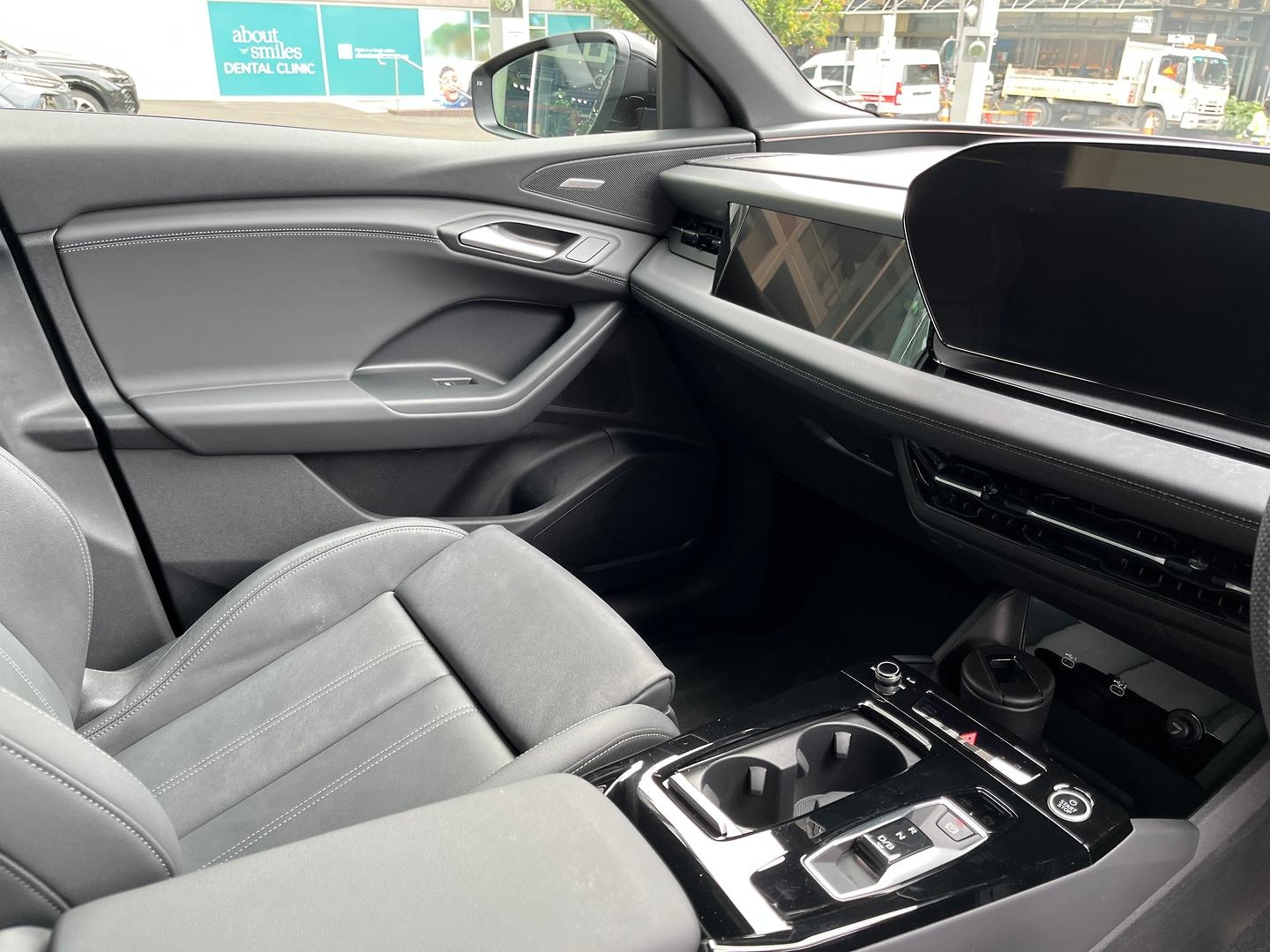 Image about Audi Q6 Sportback e-tron e-tron quattro