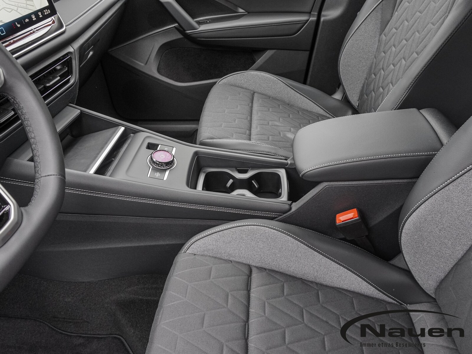 Volkswagen Tiguan – Bild 12