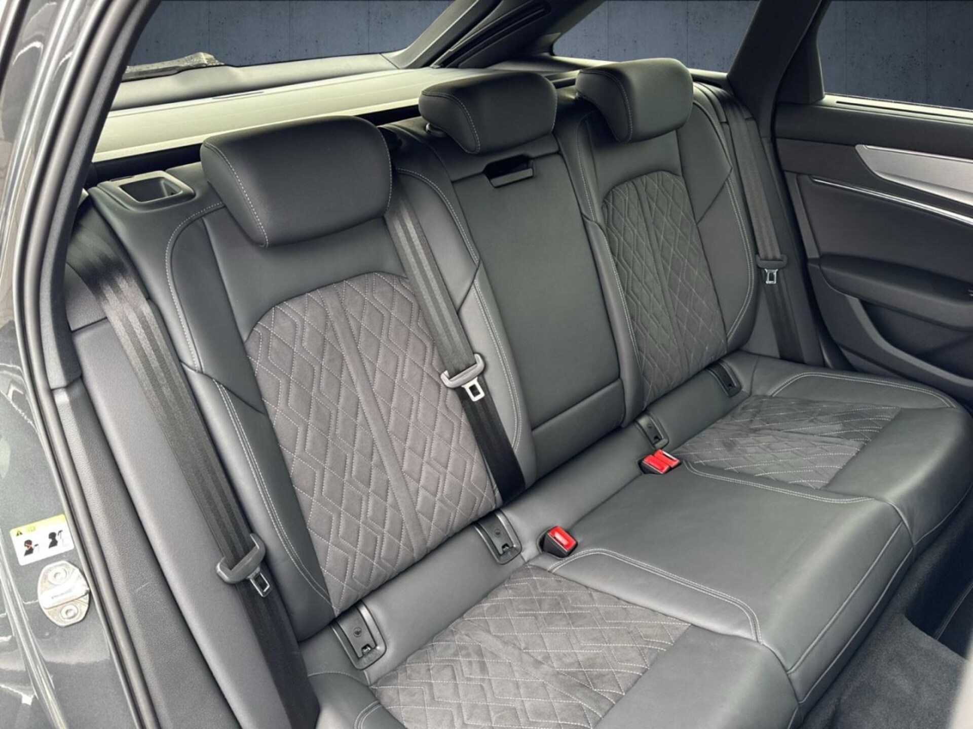 Audi S6 Avant