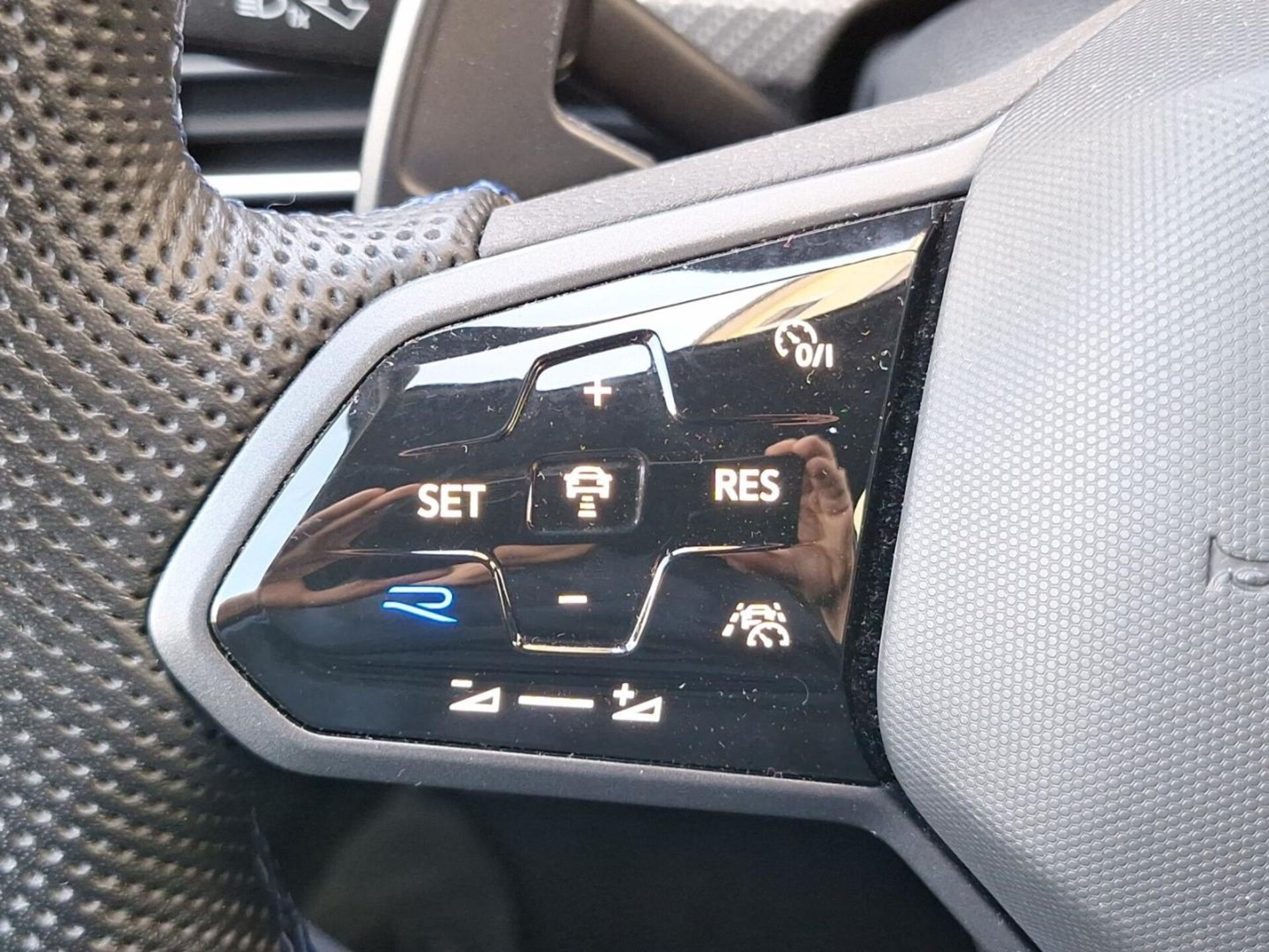 Volkswagen Golf R