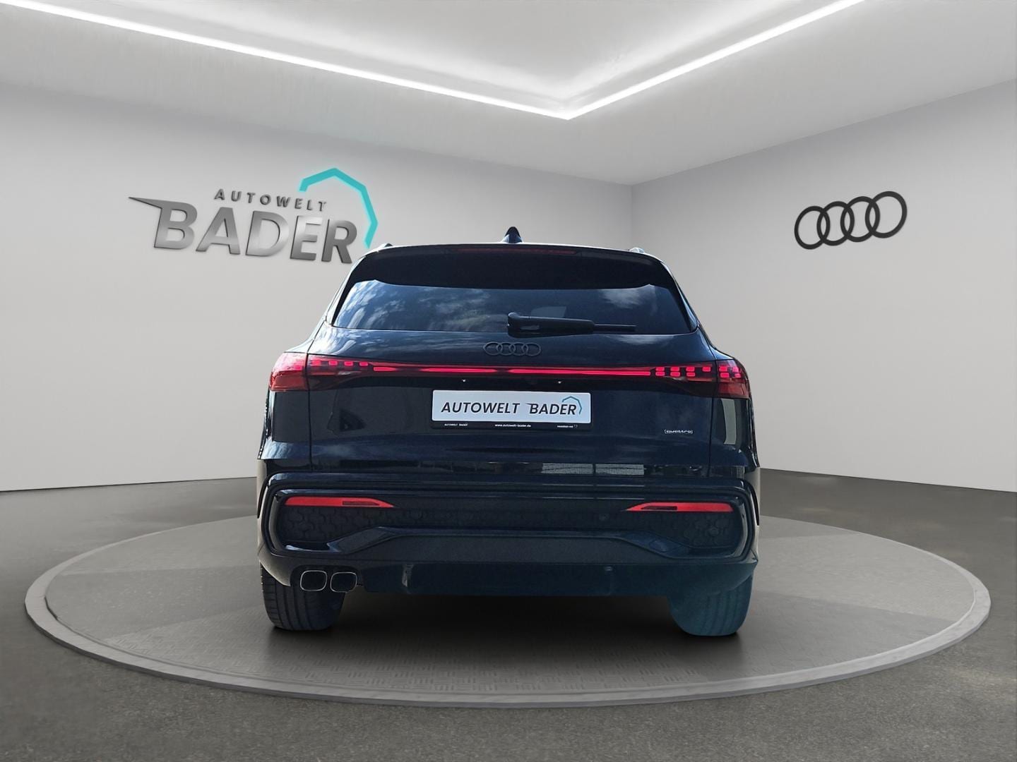 Bild über Audi Q5 SUV TDI quattro 150 kW S tronic - für weitere Informationen kontaktieren Sie den Audi Partner