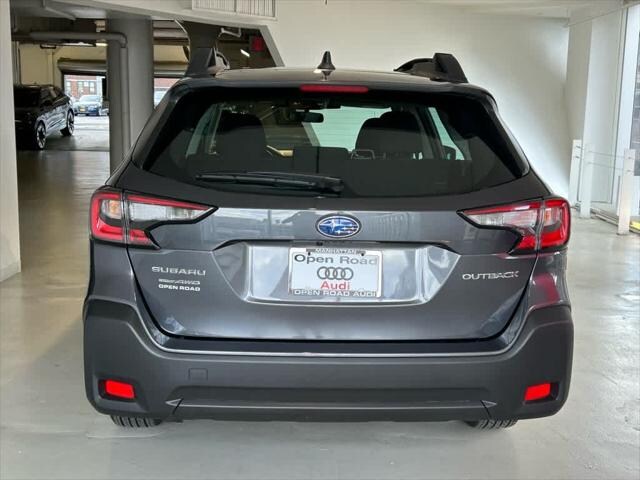 2025 Subaru Outback Base
