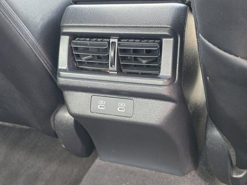 2023 Honda Accord Hybrid Touring - Photo 32