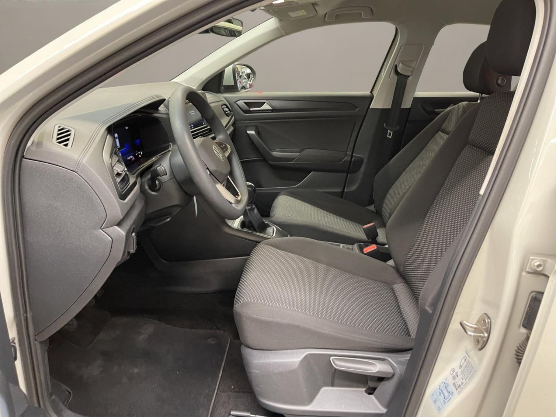 Volkswagen T-Roc Basis-Modell