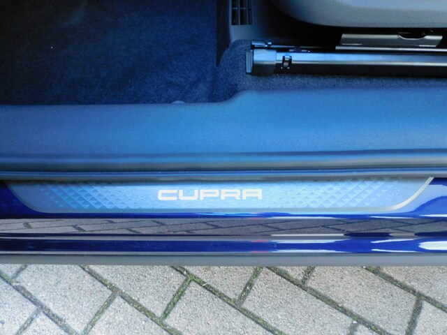 Bild des Autos 16