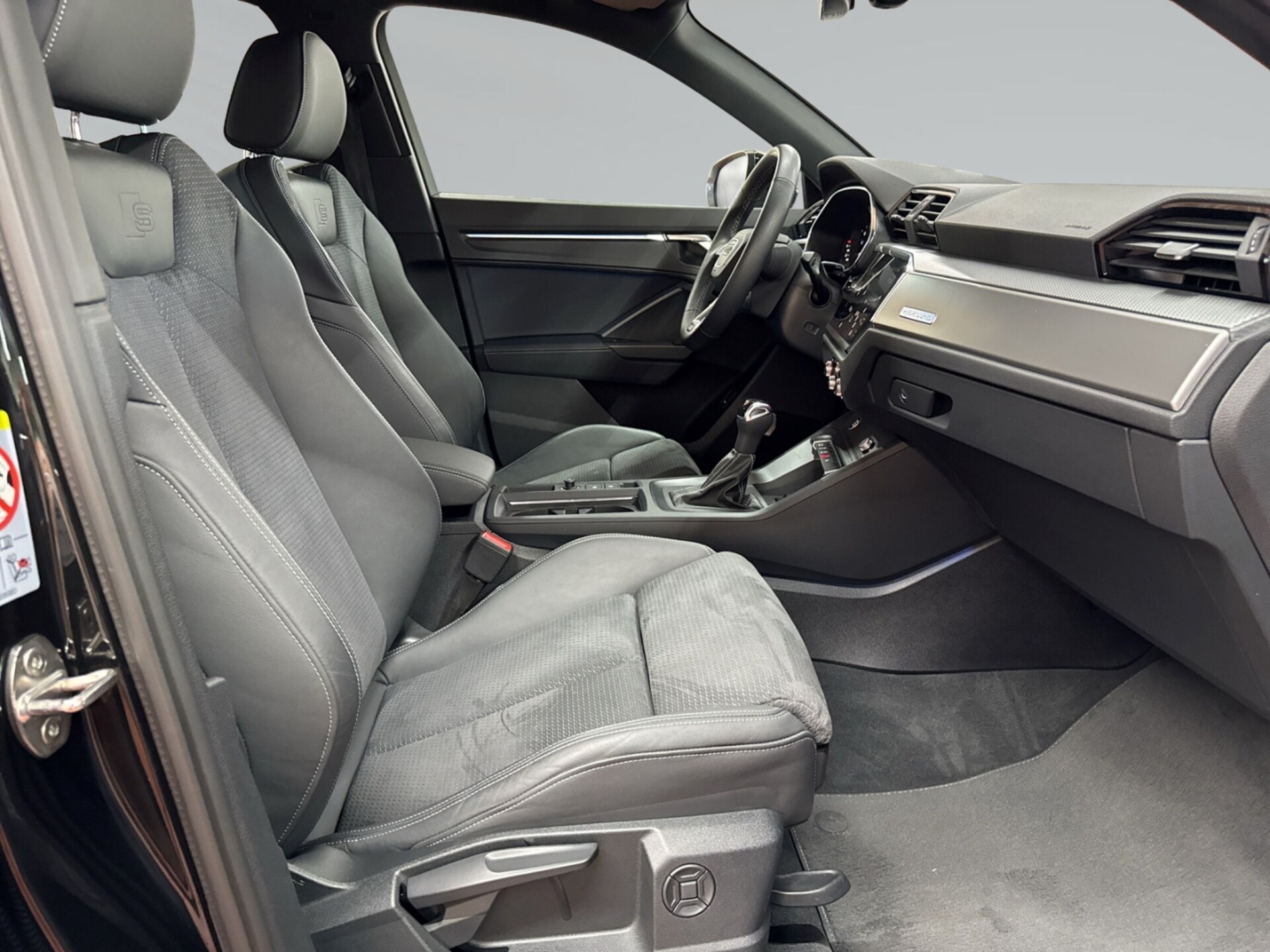Audi Q3 SUV S line