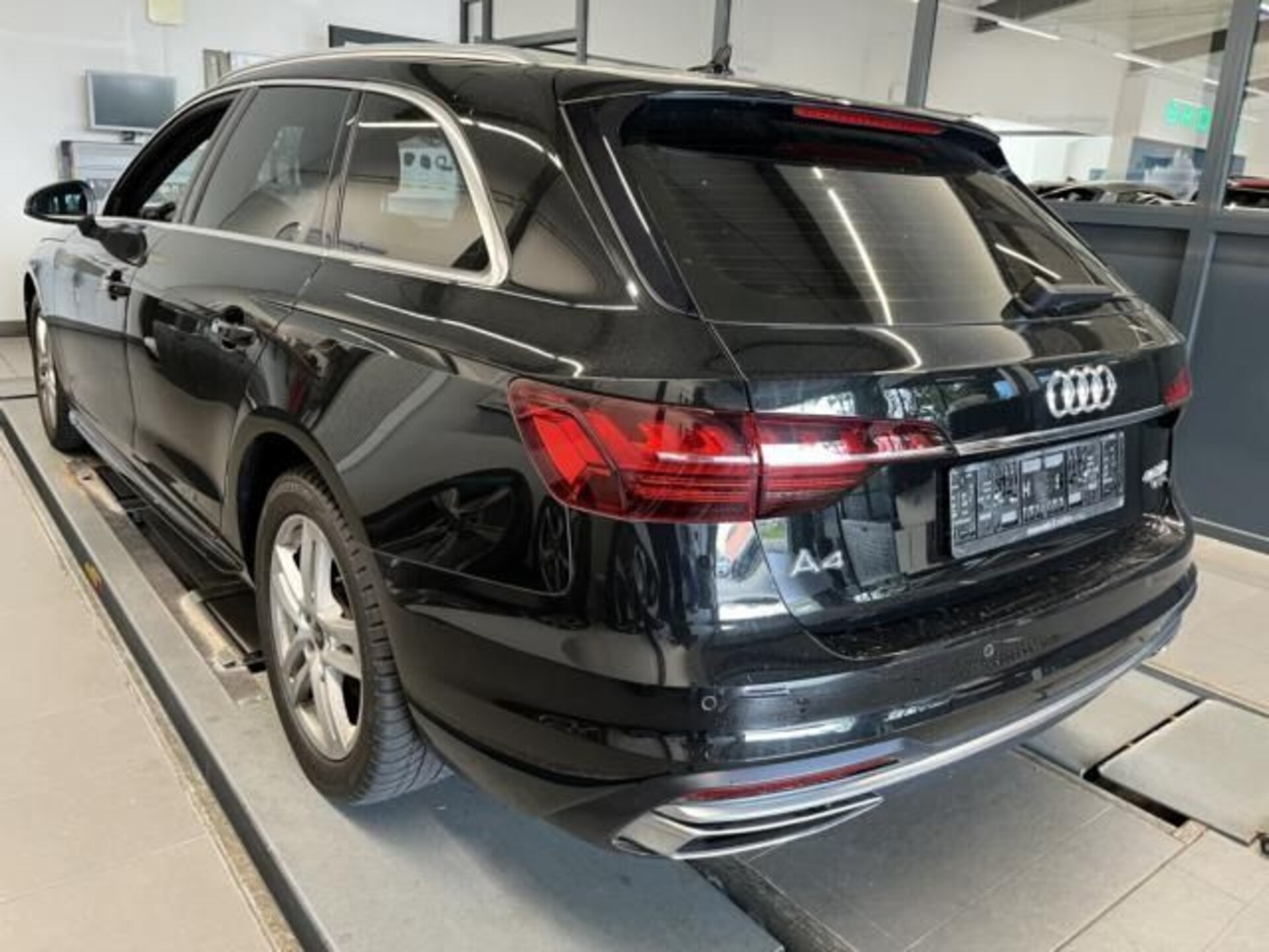 Audi A4 Avant Advanced