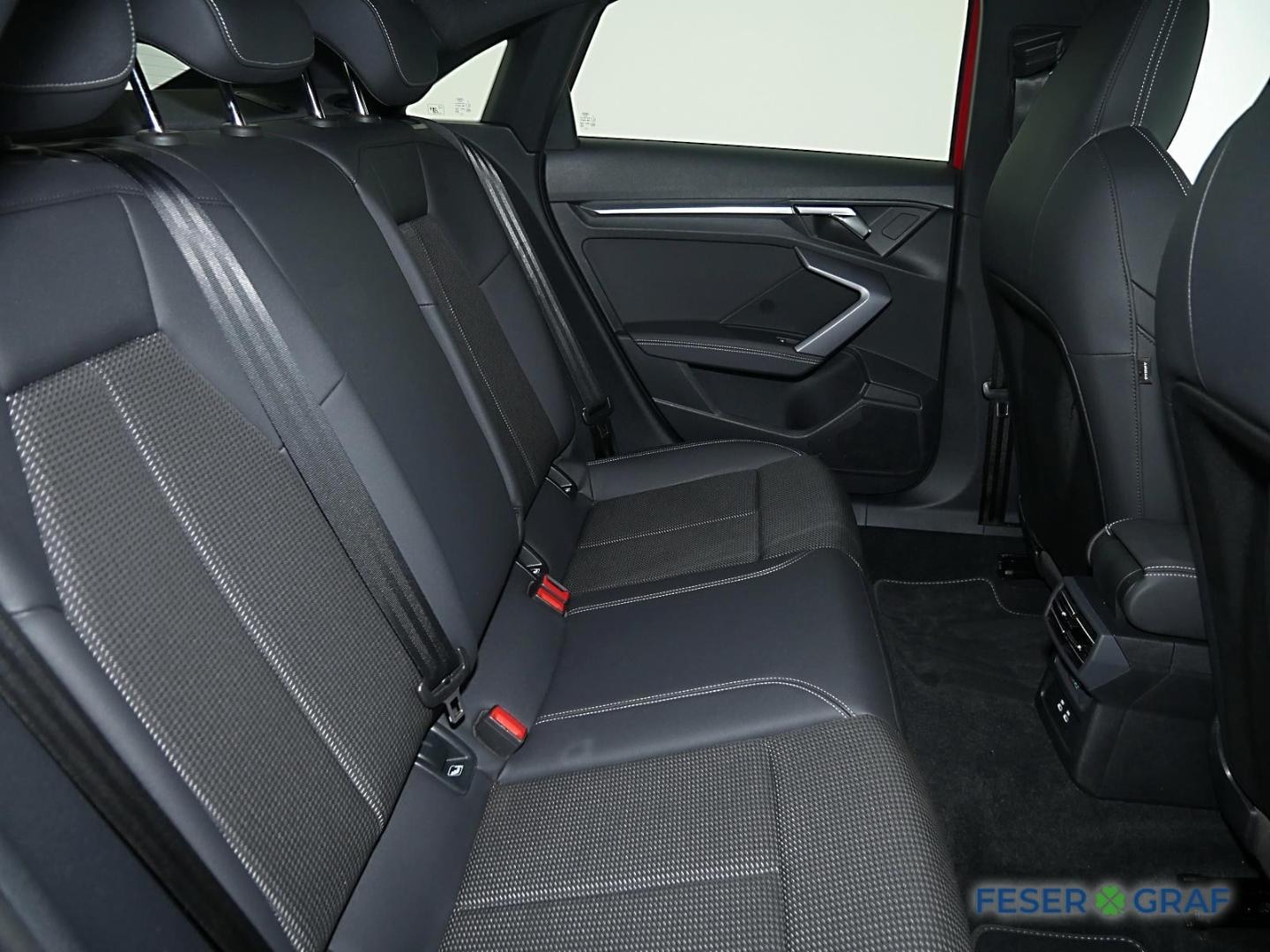 Bild über Audi A3 Limousine S line TFSI S tronic - für weitere Informationen kontaktieren Sie den Audi Partner