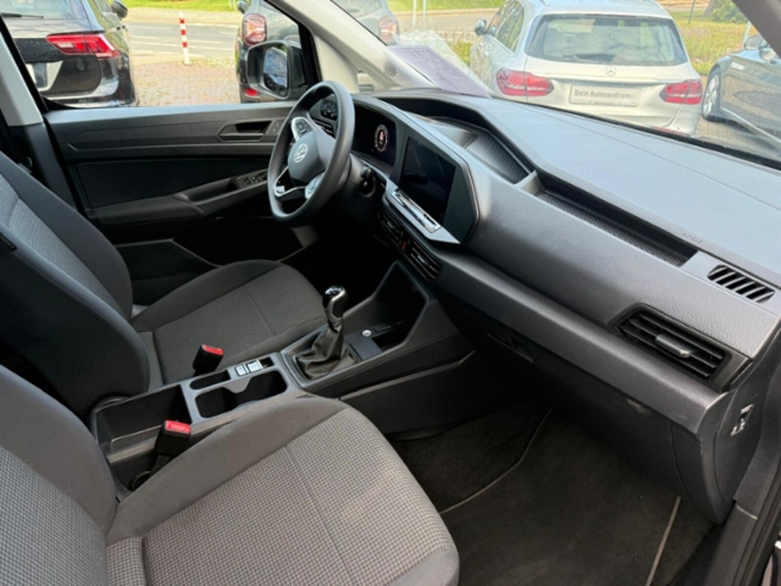 Volkswagen Caddy – Bild 9