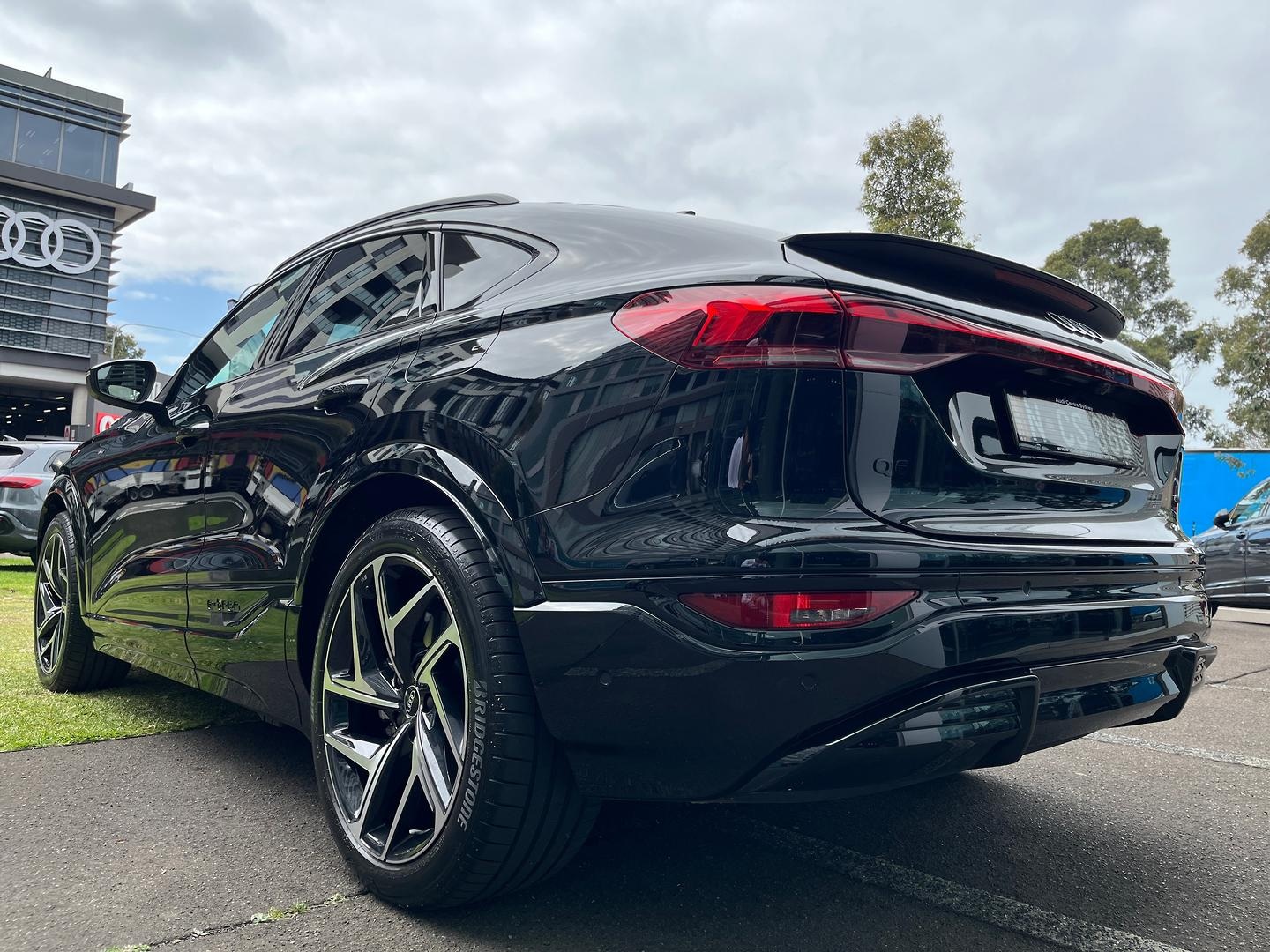 Image about Audi Q6 Sportback e-tron e-tron quattro