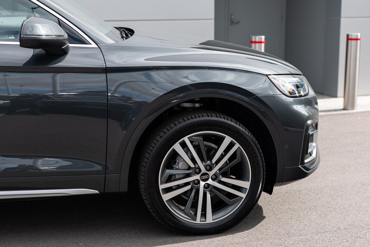 Image about Audi Q5 Sport 40 TDI quattro S tronic