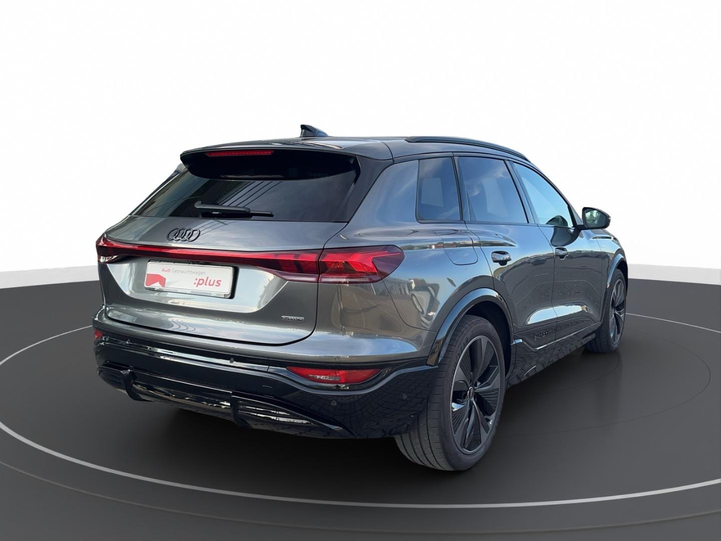 Bild über Audi Q6 SUV e-tron e-tron quattro - für weitere Informationen kontaktieren Sie den Audi Partner