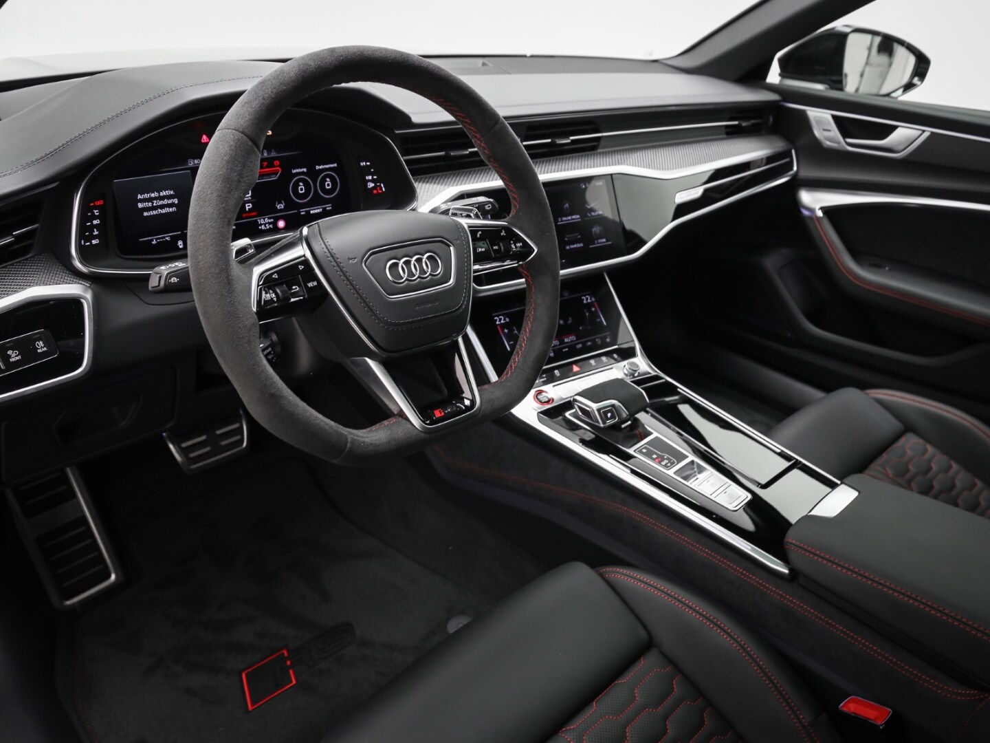 Image about Audi RS 6 Avant performance quattro tiptronic