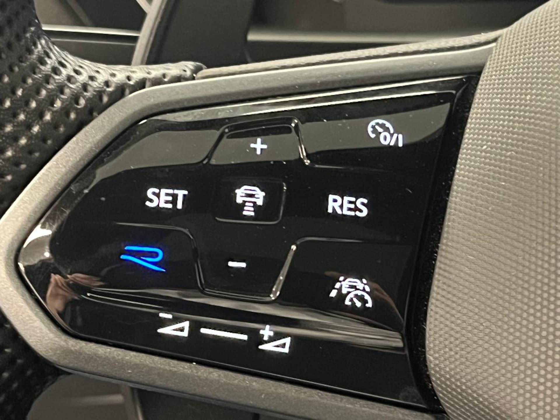 Volkswagen Tiguan R