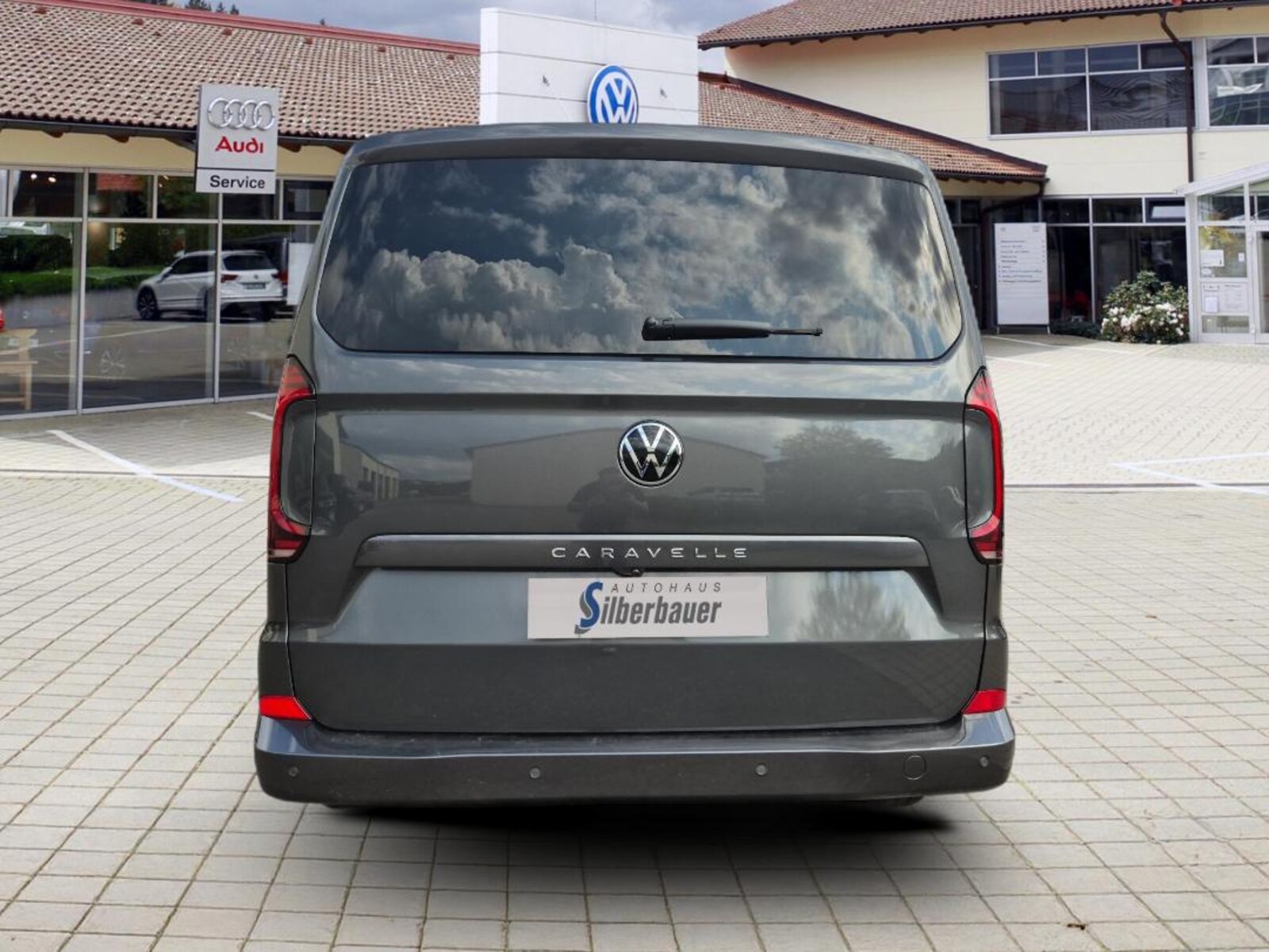 Volkswagen Caravelle – Bild 8