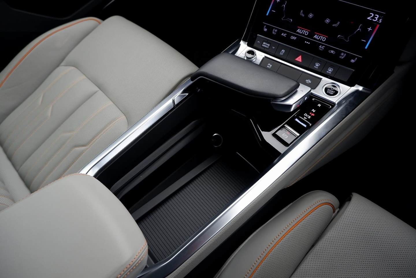 Audi e-tron 50 quattro Advanced 230,00 kW for more details contact your dealer