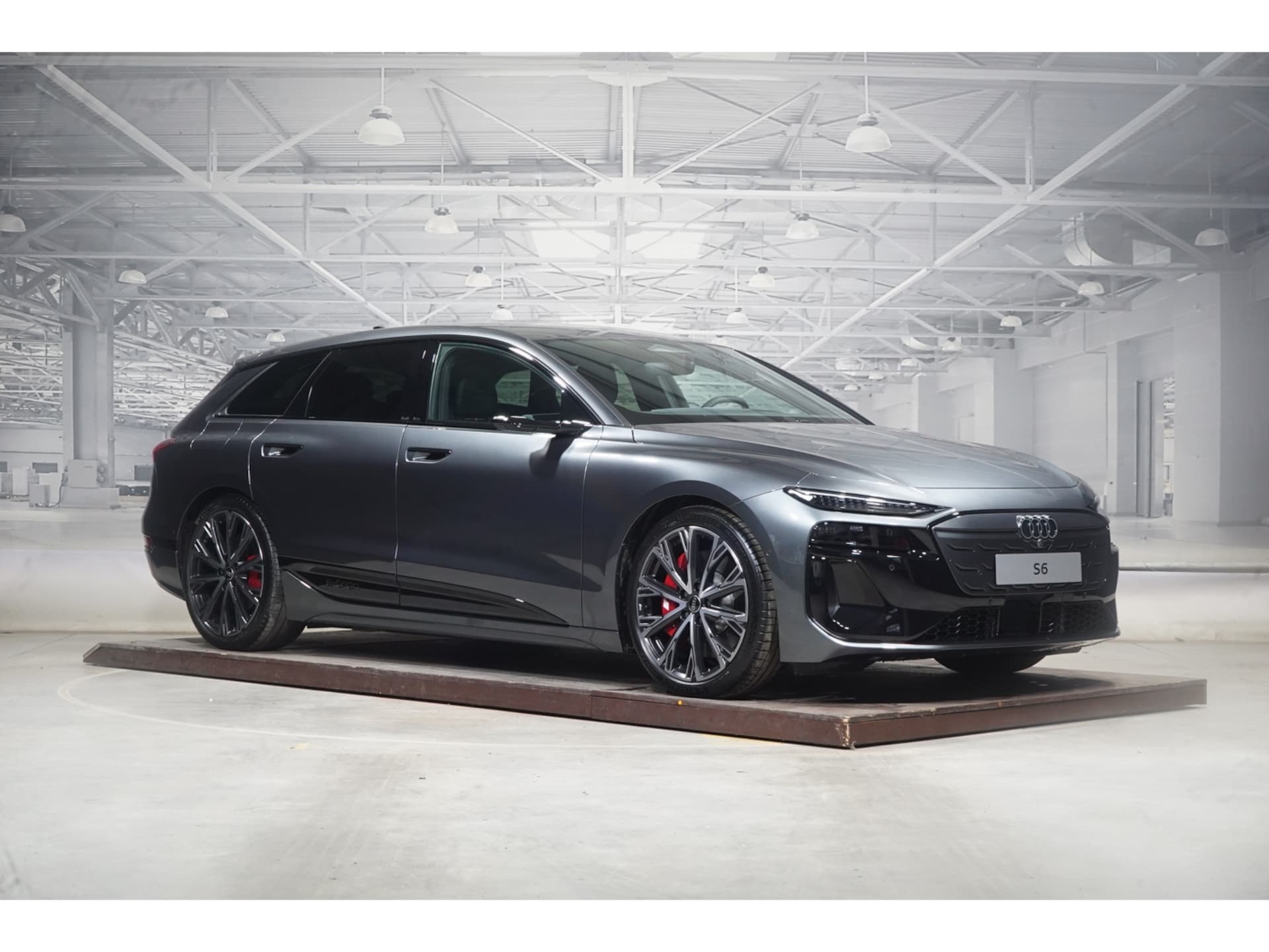 Audi S6 Avant e-tron edition one
