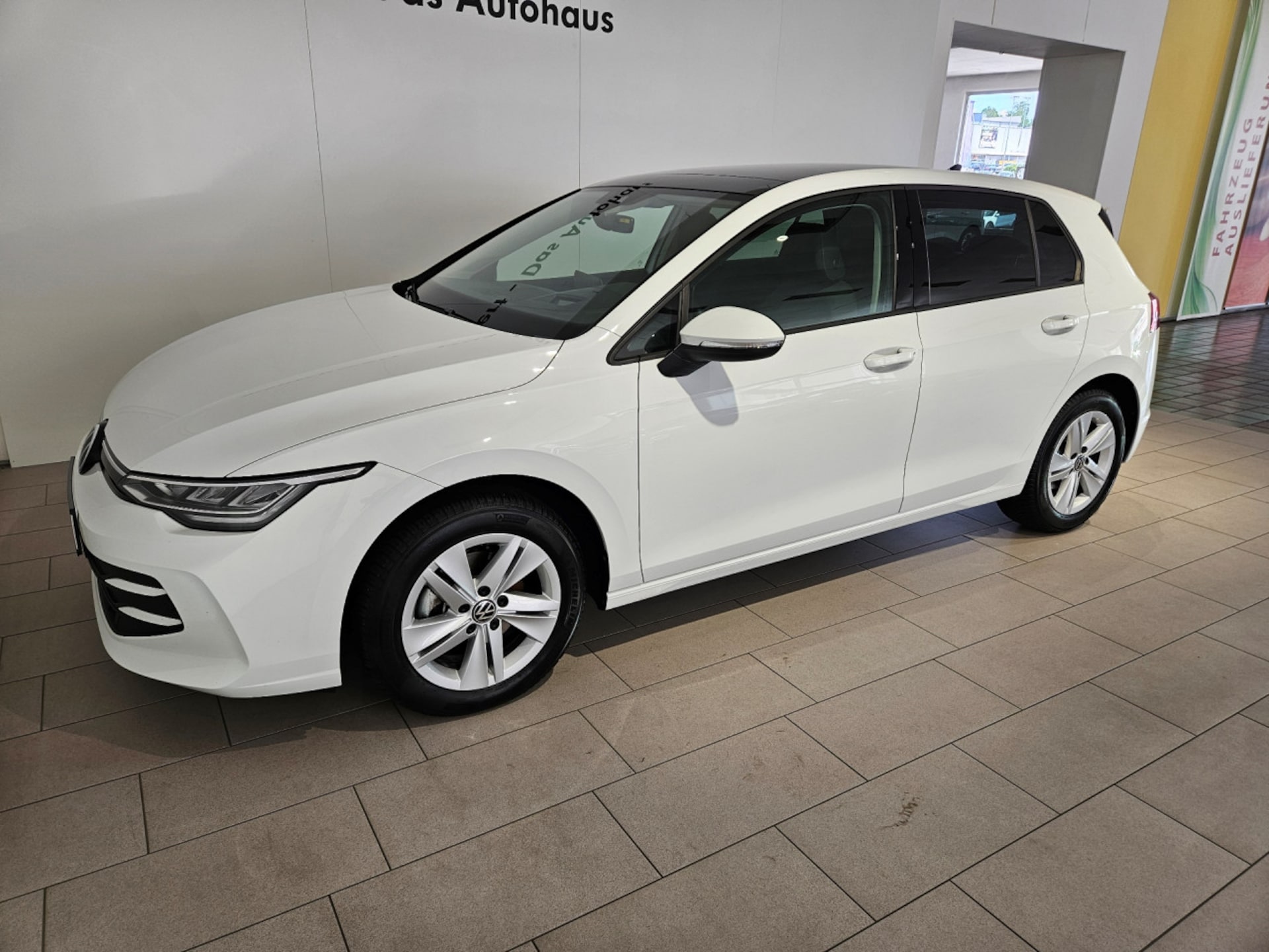 Volkswagen Golf Life