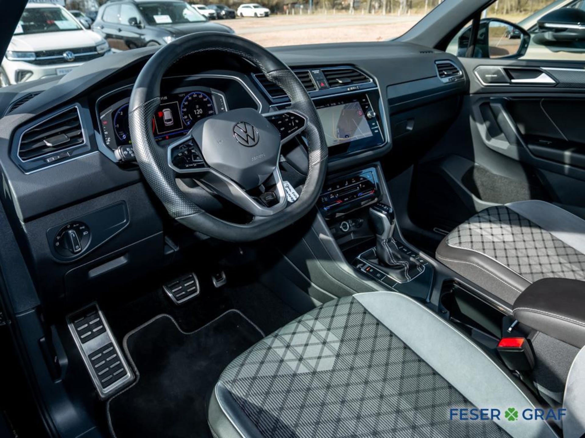 Volkswagen Tiguan R-Line