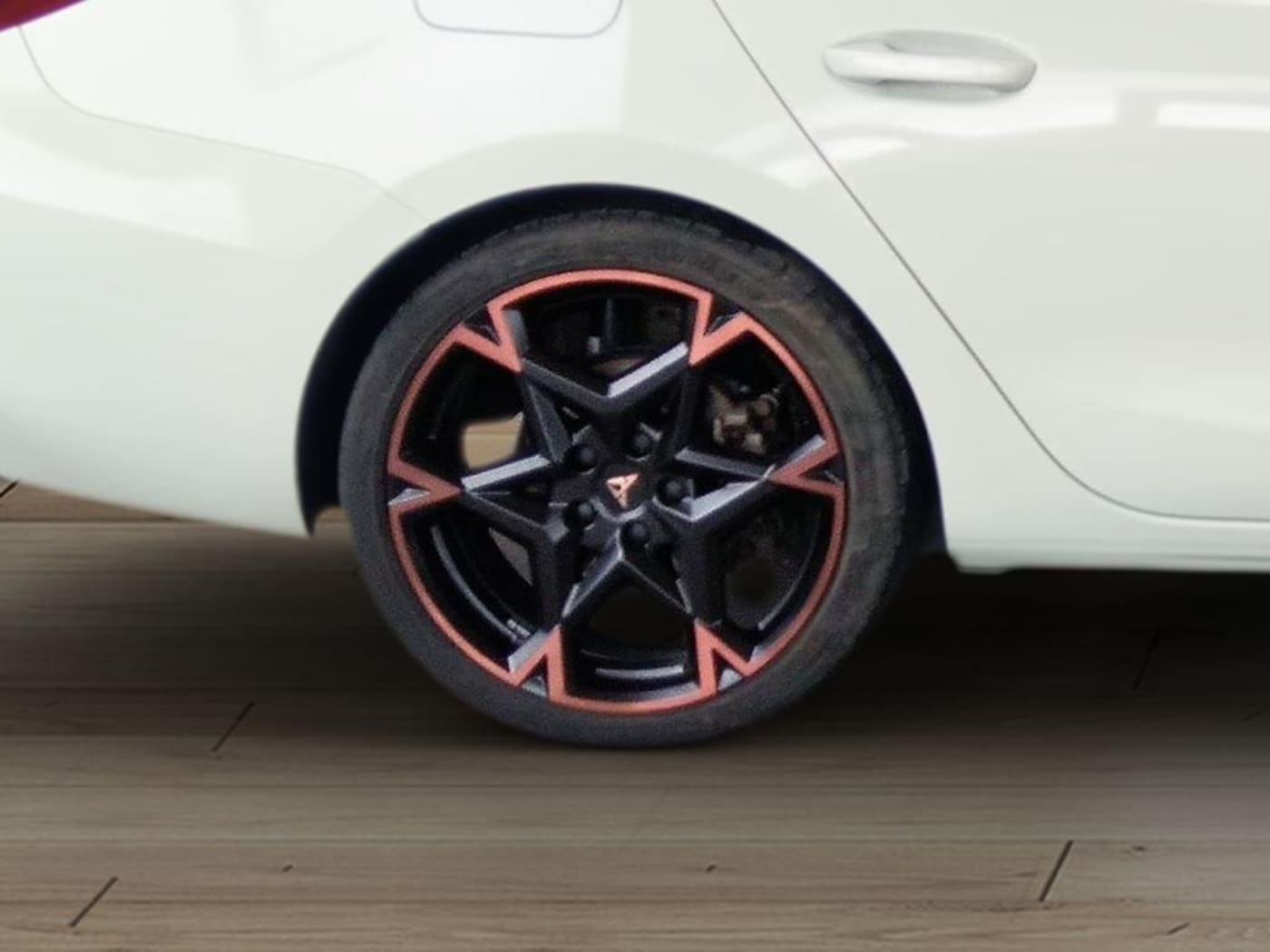 CUPRA Leon Sportstourer 1.5 eTSI DSG 110 kW (150 CV) — photo 8