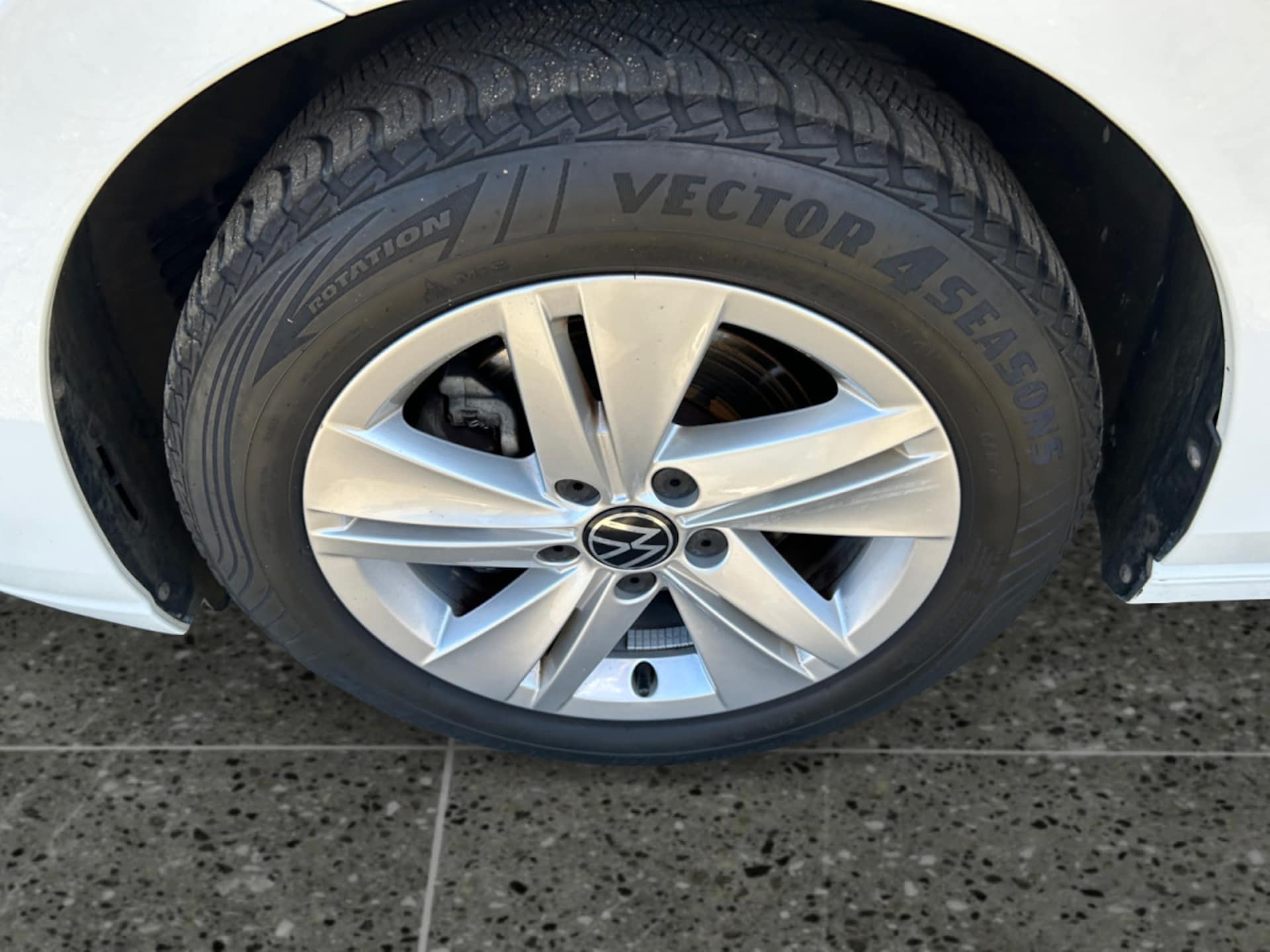 Volkswagen Golf Life