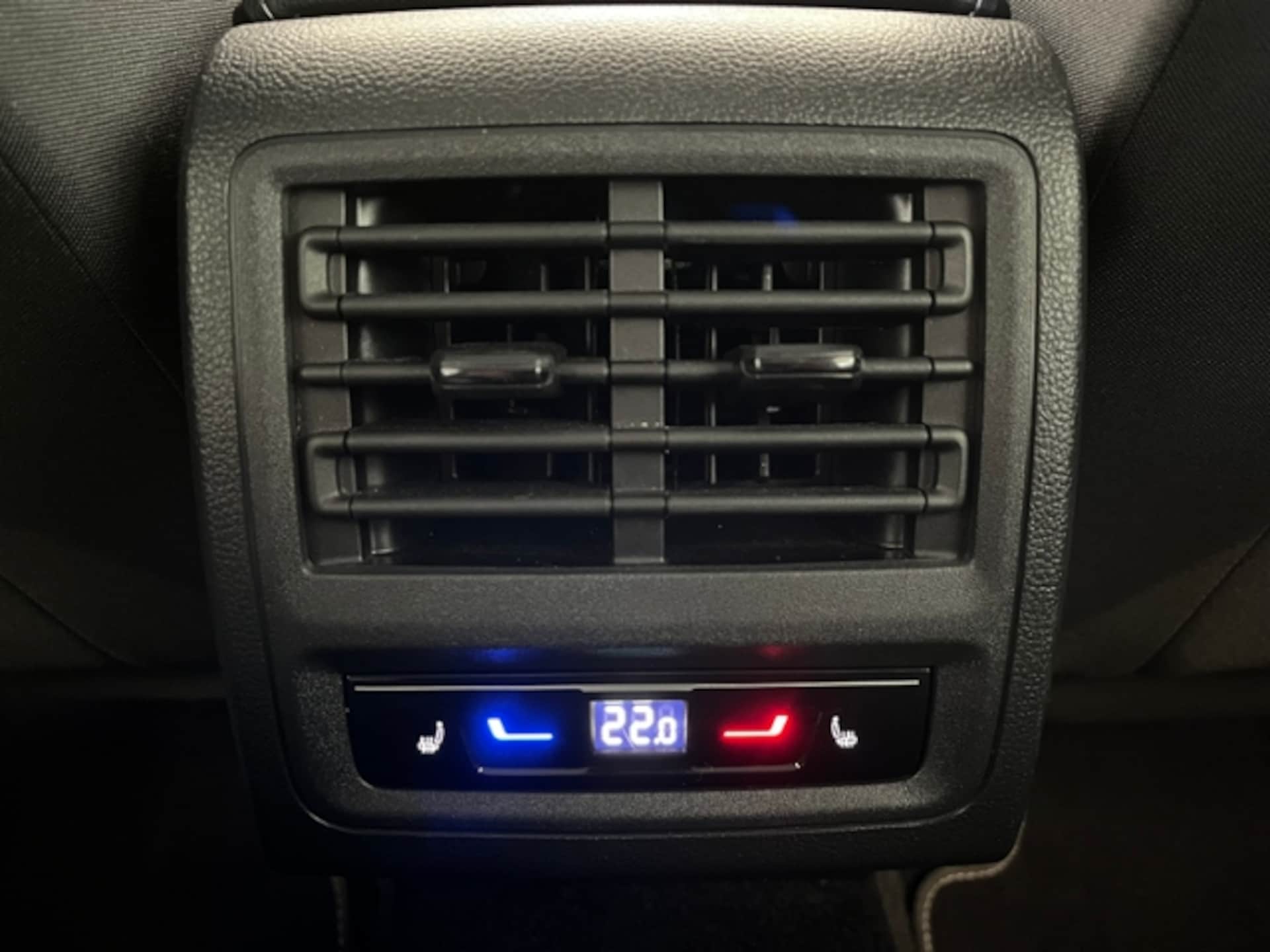 Volkswagen Golf Active
