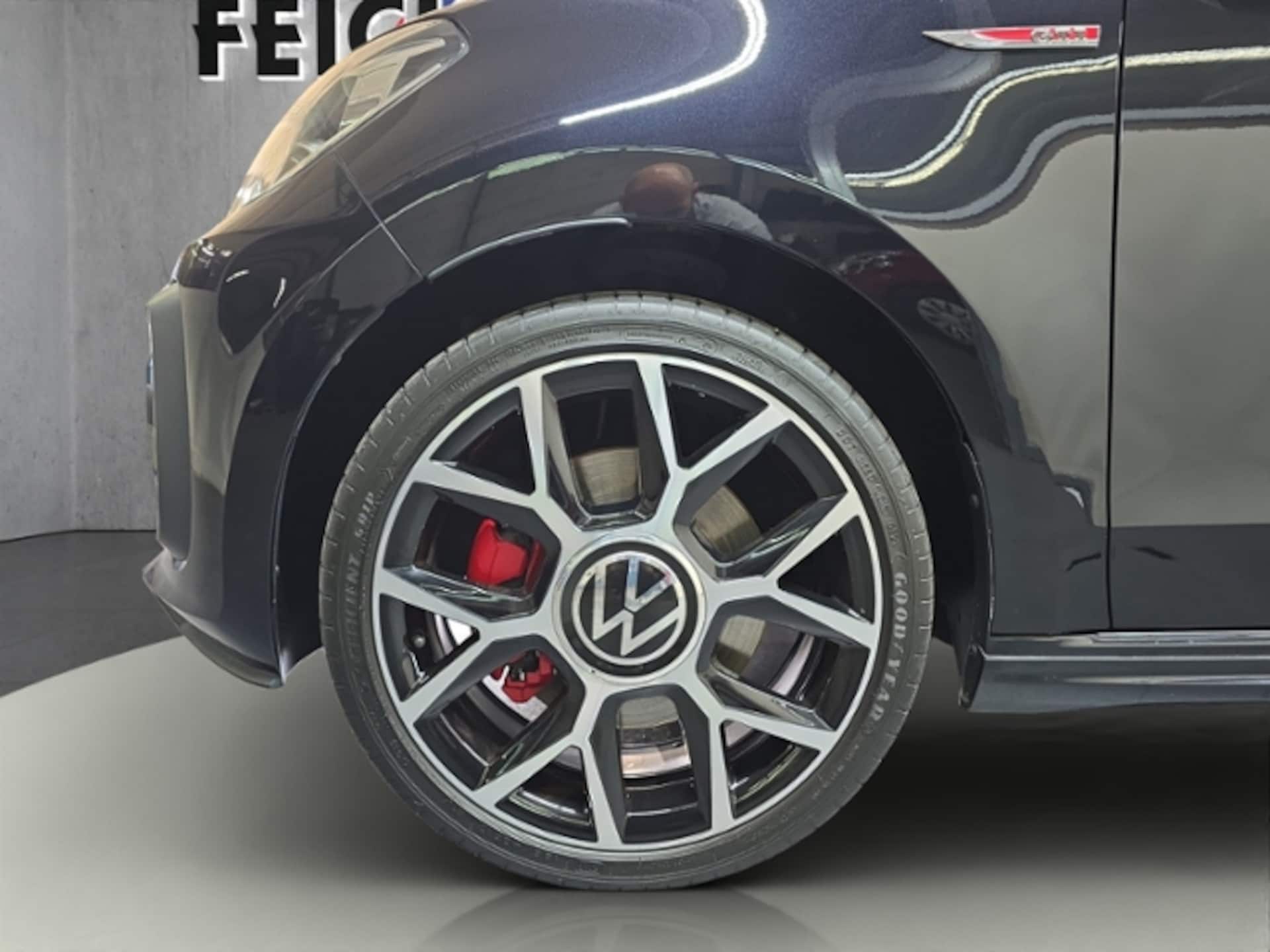 Volkswagen up! GTI