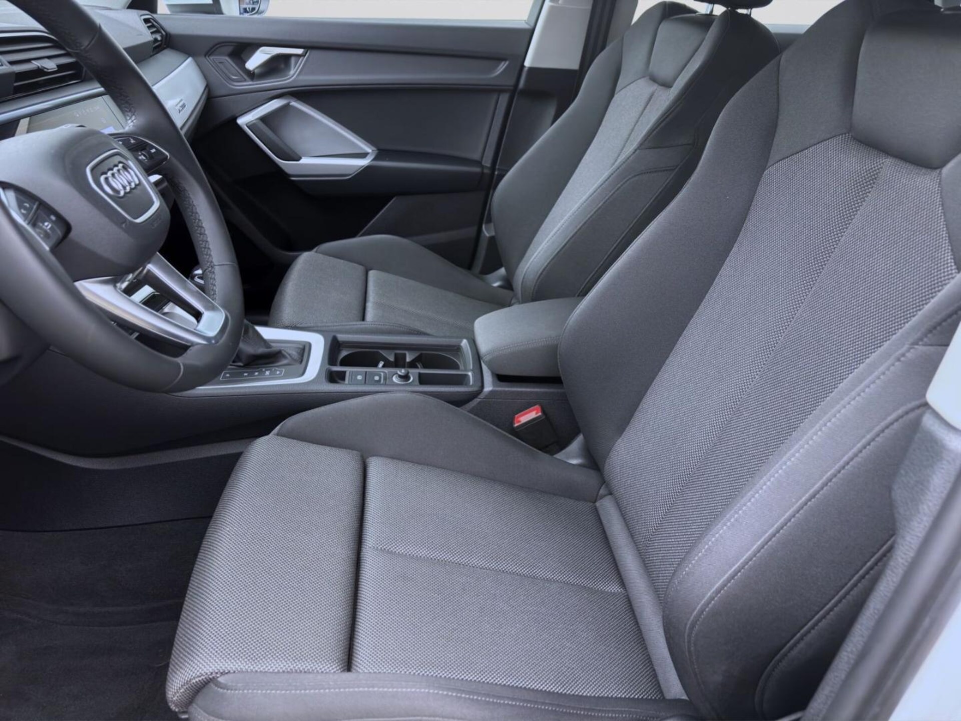 Audi Q3 Sportback S line