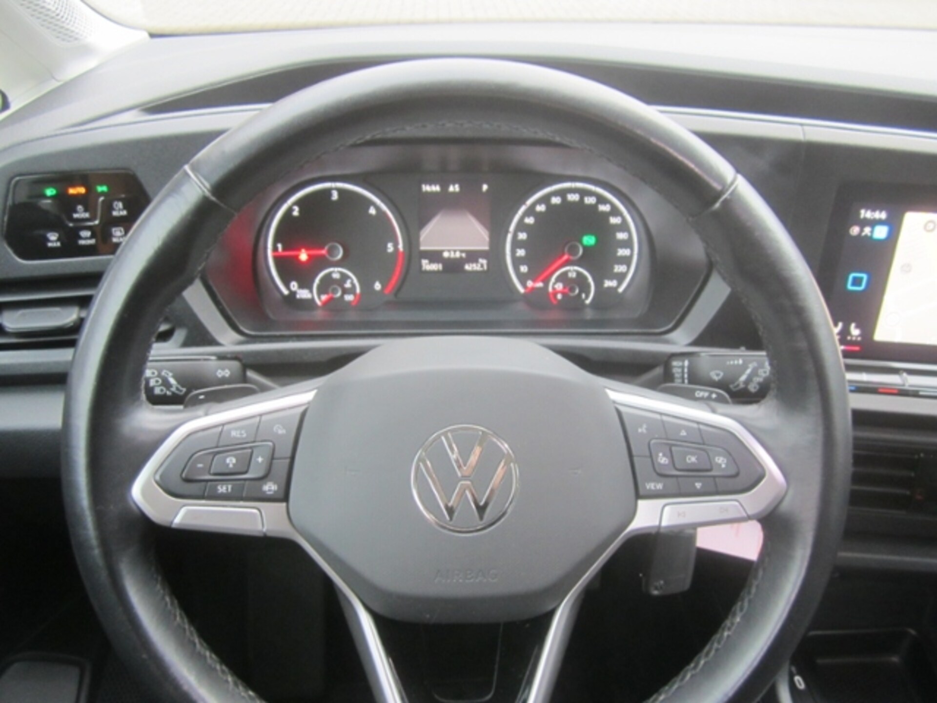 Volkswagen Caddy Basis-Modell