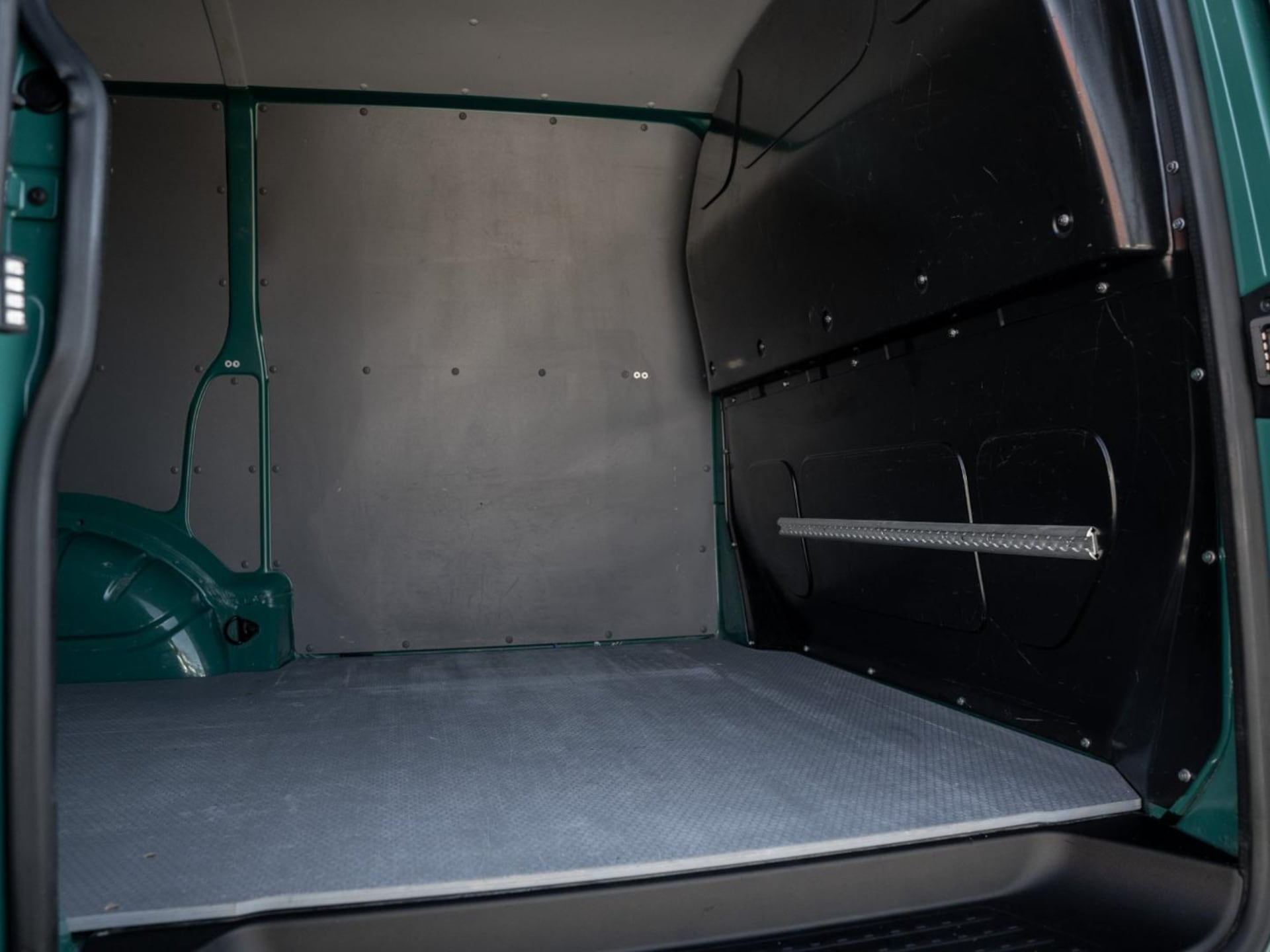 Volkswagen T6.1 Transporter Kasten kurzer Radstand