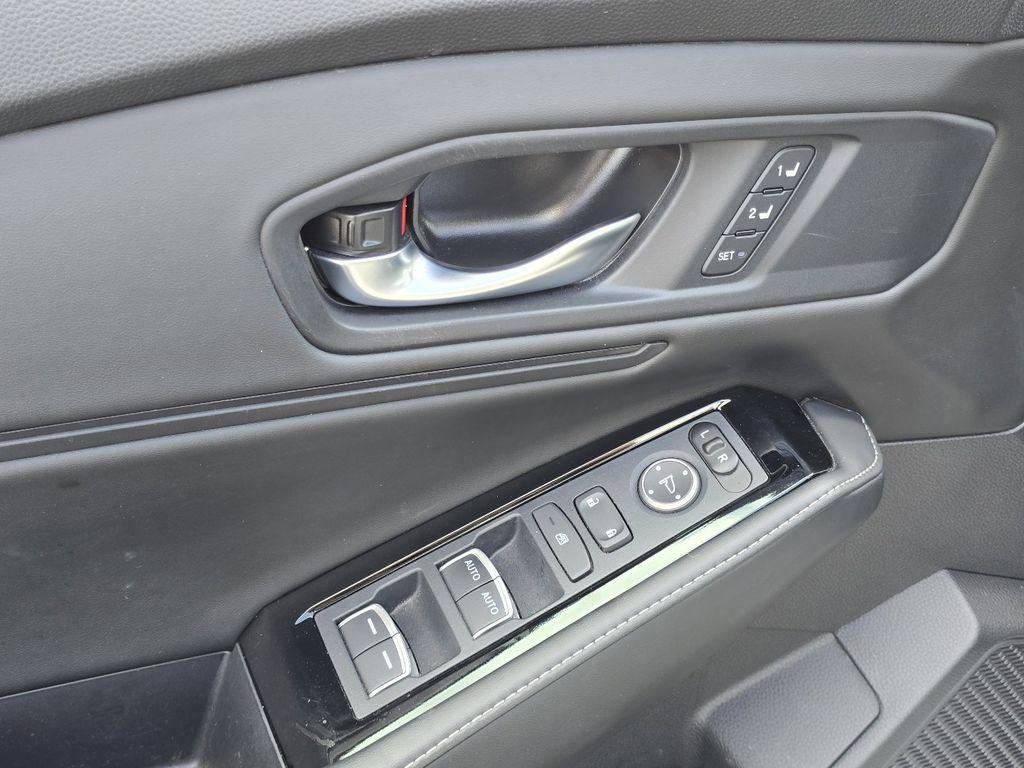 2023 Honda Accord Hybrid Touring - Photo 37
