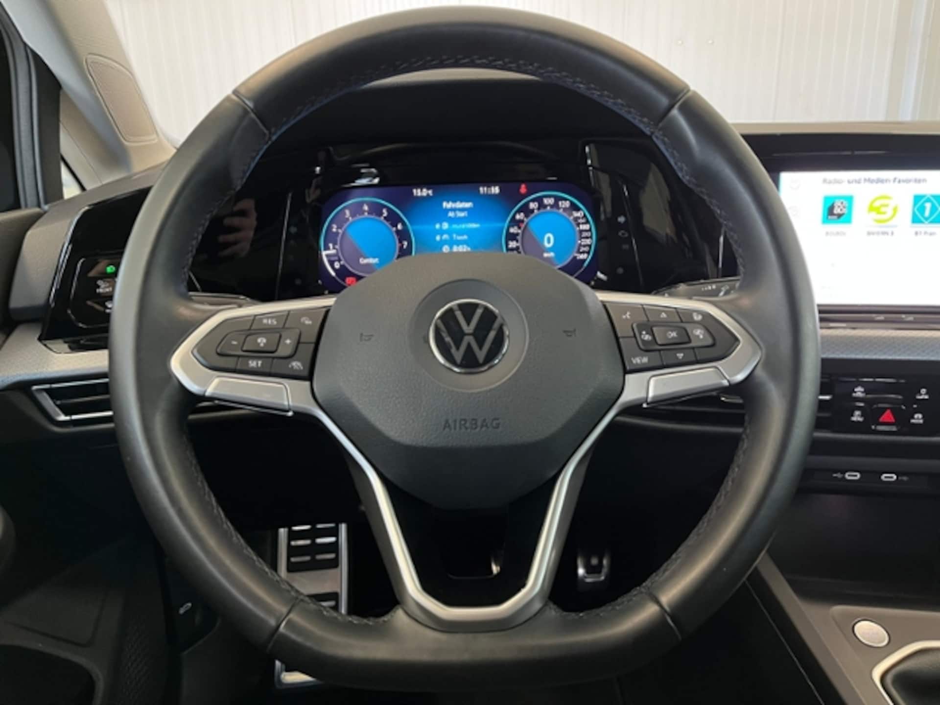 Volkswagen Golf Active